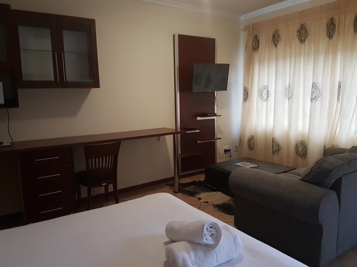 Ilawu Hotel Питермарицбург Экстерьер фото